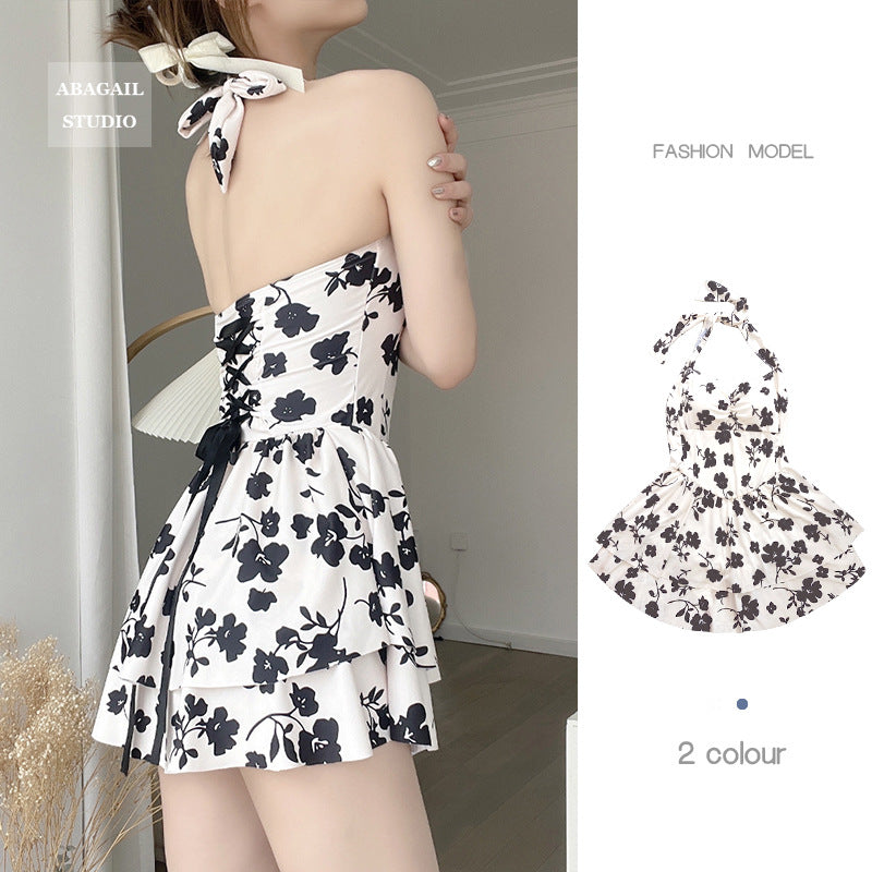 2025 New One-Piece Swimsuit Women's Black Poppy Boxer Corner Conservative Girl Strap Halter High Waist Covering Belly Hot Spring