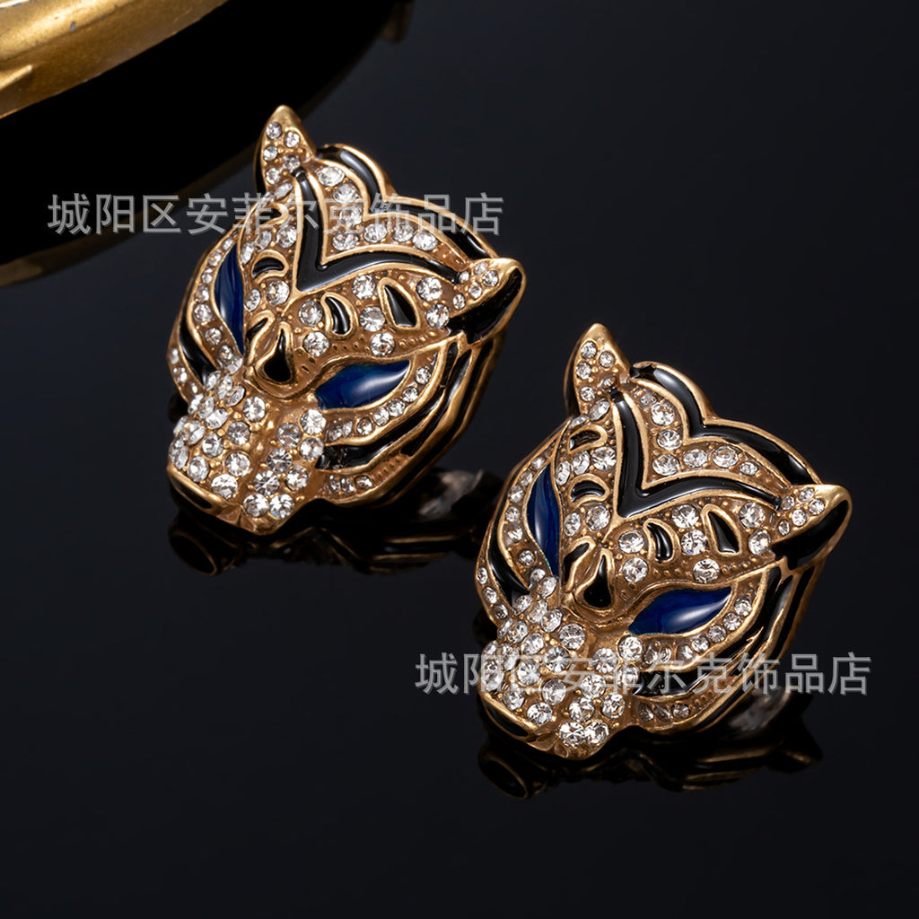 Qingdao Vintage European and American Retro Leopard Head Multi-Layer Beaded Necklace Bracelet Earrings Heavy Craftsmanship Elegant Set