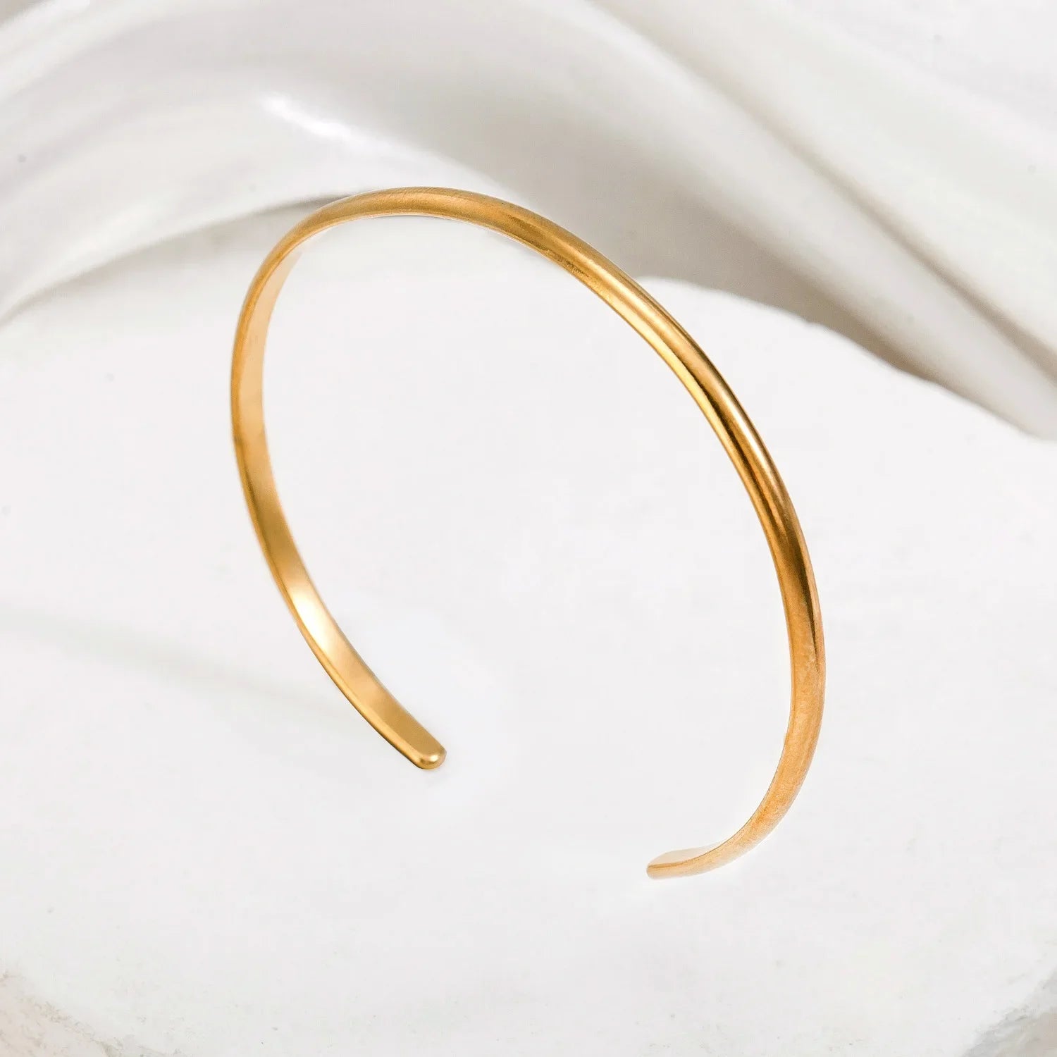 Cross-Border Fashion Personalized Electroplated Non-Fading Women's Bracelet with a Light Luxury and High-End Feel, Open Ring-Shaped Simple Bracelet