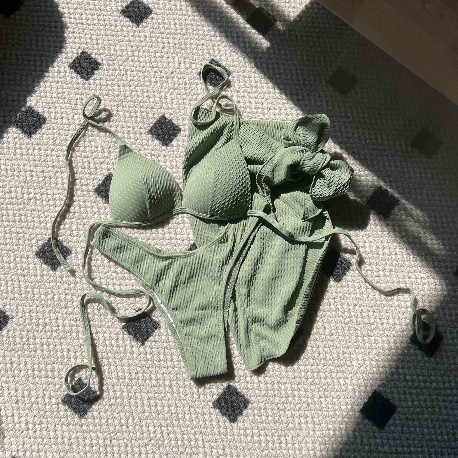 2025 European and American New Special Fabric High-Waist Sexy Sexy Swimsuit Bikini Three-Piece Swimsuit Swimsuit Cross