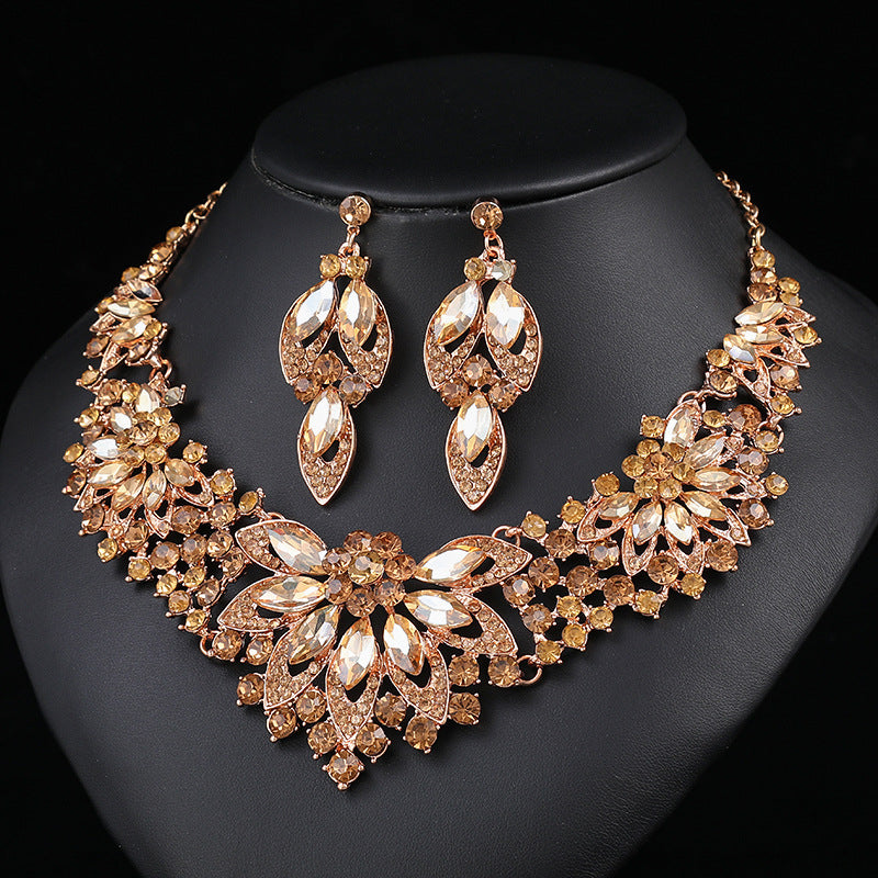 European and American cross-border retro necklace suit women's 2-Piece Set leaves flowers exaggerated luxury jewelry New Bride wedding accessories