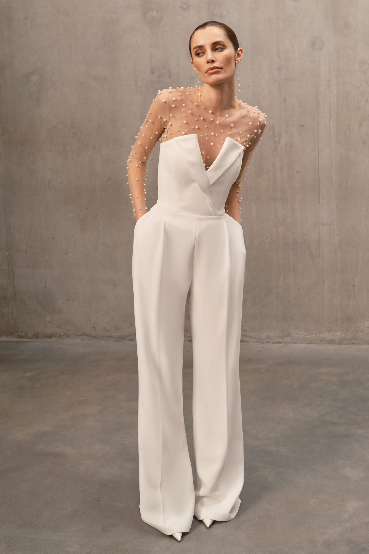 In Stock | White Bubble Bead Jumpsuit, Fashionable Casual Two-Piece Set, High-End European and American Women's Clothing, European and American Style.