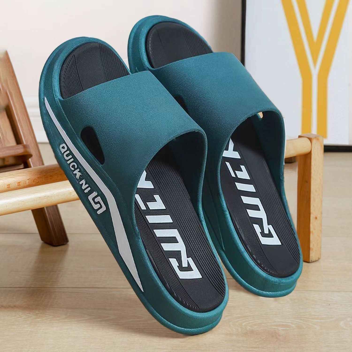 2024 New Korean Style Slippers Men's Trendy Outfit Household Bathroom Thick Bottom Wear-resistant Men's Sandals Wholesale Cross-border