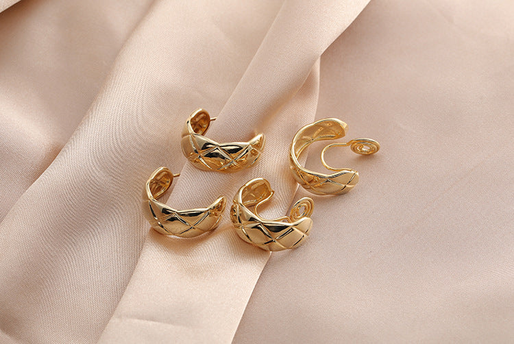 Mosquito-repellent incense plate ear clip no ear hole cold wind earrings earrings simple temperament French check earrings earrings female wholesale