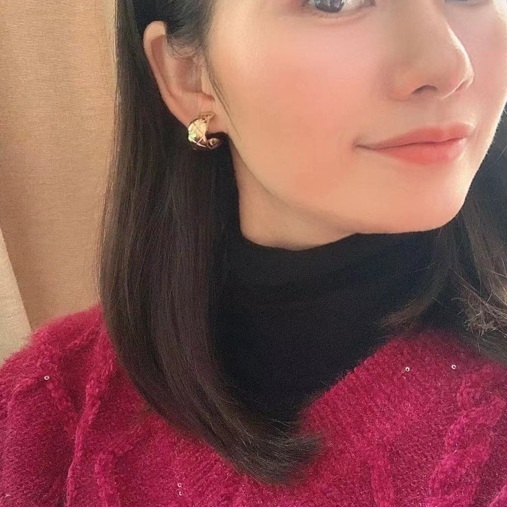 Mosquito-repellent incense plate ear clip no ear hole cold wind earrings earrings simple temperament French check earrings earrings female wholesale