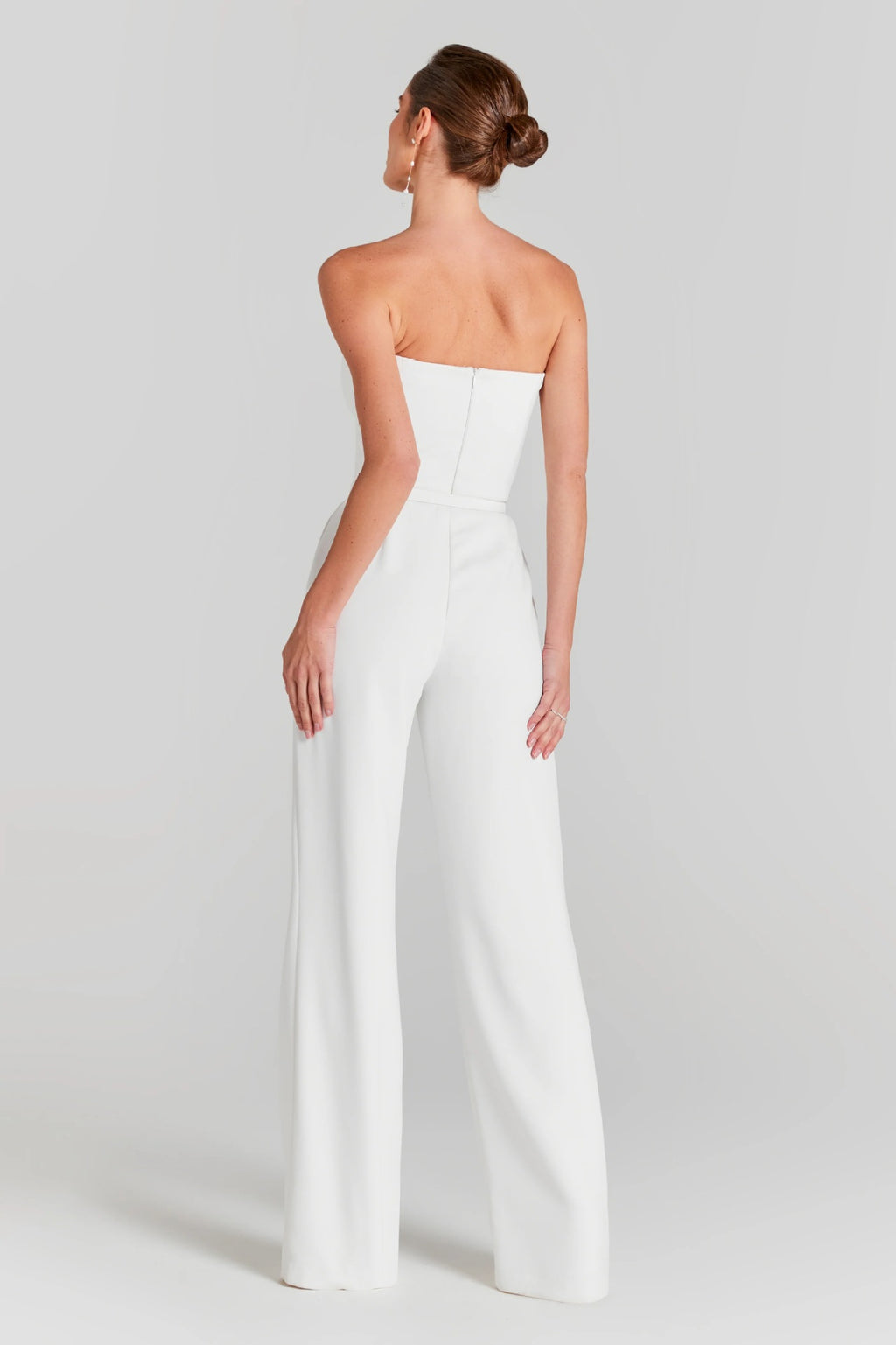In Stock | White Bubble Bead Jumpsuit, Fashionable Casual Two-Piece Set, High-End European and American Women's Clothing, European and American Style.