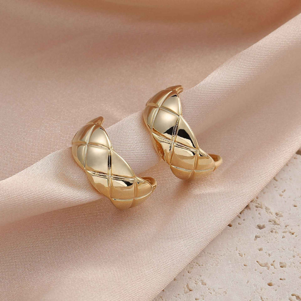 Mosquito-repellent incense plate ear clip no ear hole cold wind earrings earrings simple temperament French check earrings earrings female wholesale