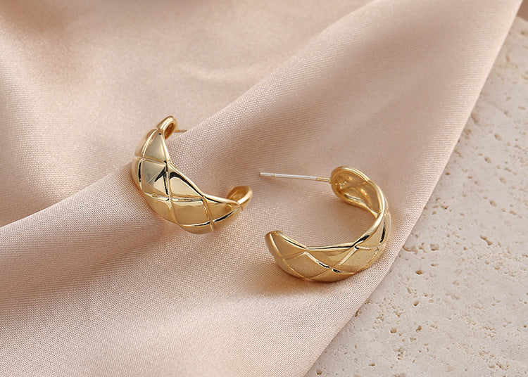 Mosquito-repellent incense plate ear clip no ear hole cold wind earrings earrings simple temperament French check earrings earrings female wholesale