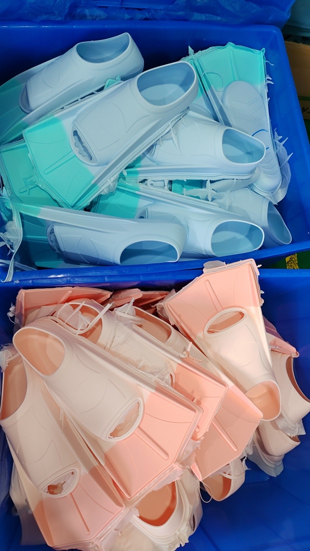 Hot sale professional training freestyle silicone frog shoes short flippers adult children flippers frog shoes manufacturers wholesale