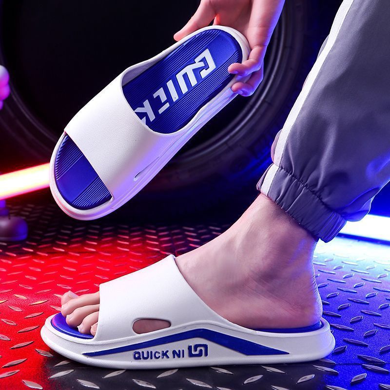 2024 New Korean Style Slippers Men's Trendy Outfit Household Bathroom Thick Bottom Wear-resistant Men's Sandals Wholesale Cross-border