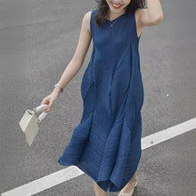 Retro Pleated Fashion Floral Suit Autumn and Winter New Miyake Elastic Top Waist Design Skirt Two-Piece Set