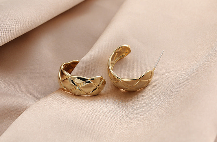 Mosquito-repellent incense plate ear clip no ear hole cold wind earrings earrings simple temperament French check earrings earrings female wholesale