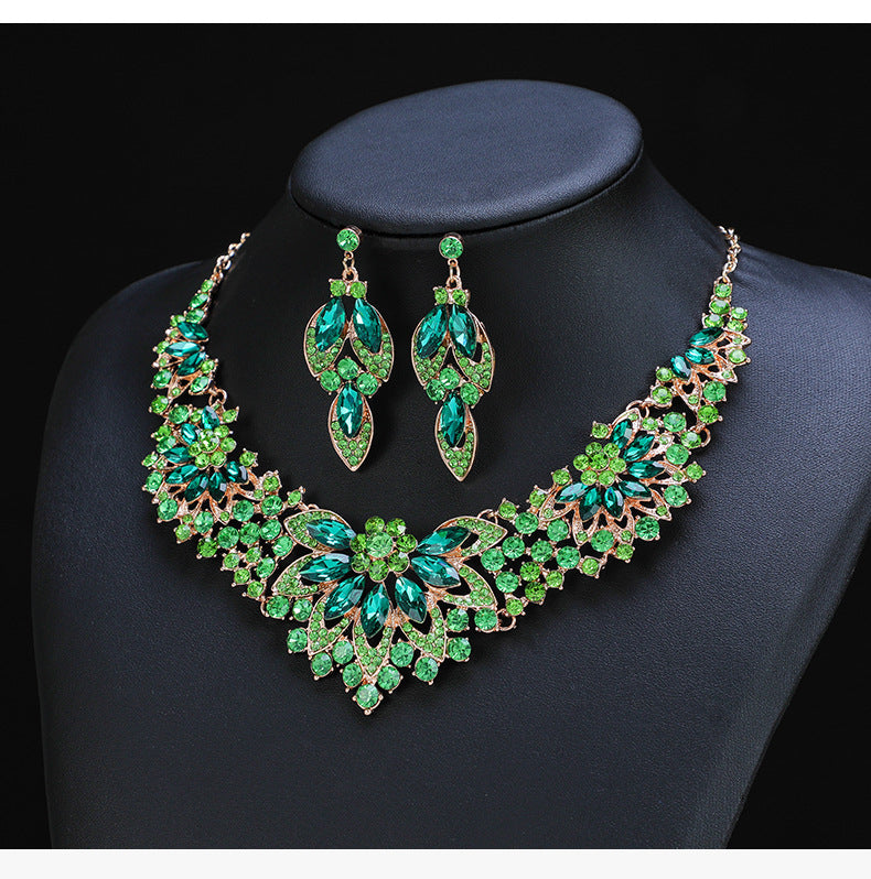 European and American cross-border retro necklace suit women's 2-Piece Set leaves flowers exaggerated luxury jewelry New Bride wedding accessories