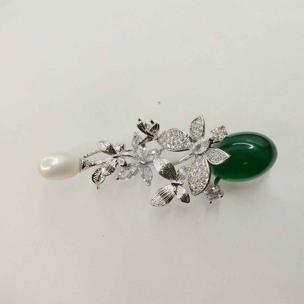 New Flower Brooch High Sense Niche Inlaid Zircon Corsage Women's Clothing Accessories All-match Clothing Accessories in stock